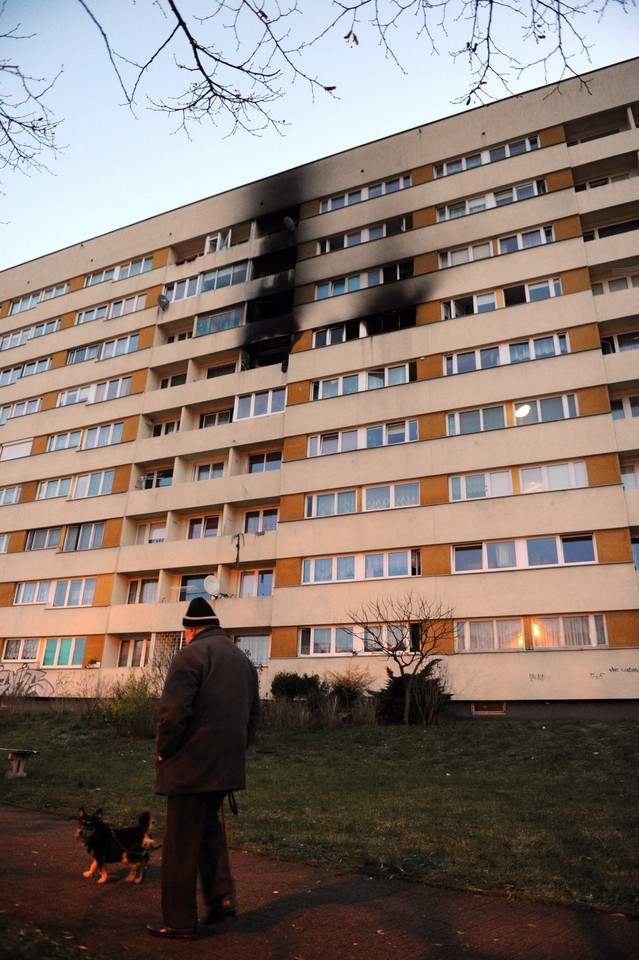 SZCZECIN POŻAR W BLOKU MIESZKALNYM