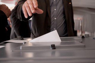 Senaccy legislatorzy: Referenda lokalne tylko w istotnych sprawach