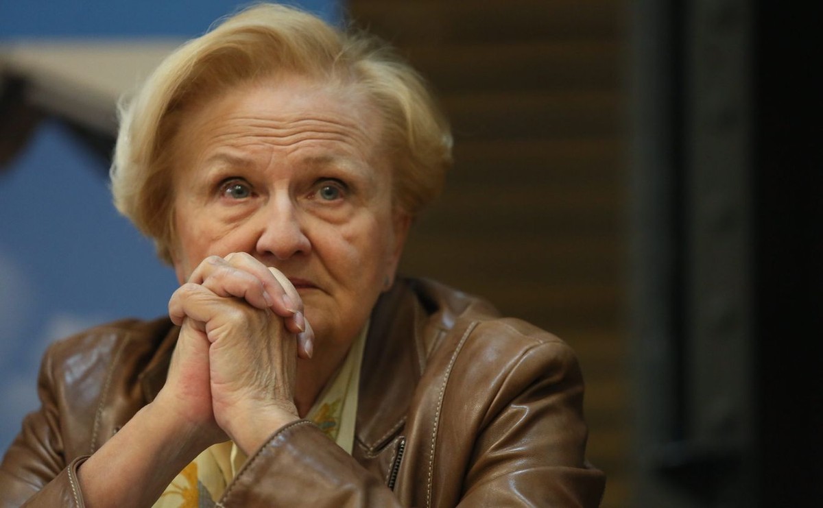 Prof. Ewa Łętowska