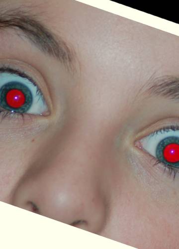 Czerwone oczy zdjęcia czemu - Noizz
