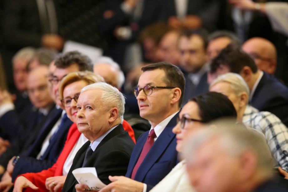 Mateusz Morawiecki i Jarosław Kaczyński otworzyli konwencję regionalną PiS przed wyborami do PE. Jedynką na Śląsku jest europosłanka Jadwiga Wiśniewska