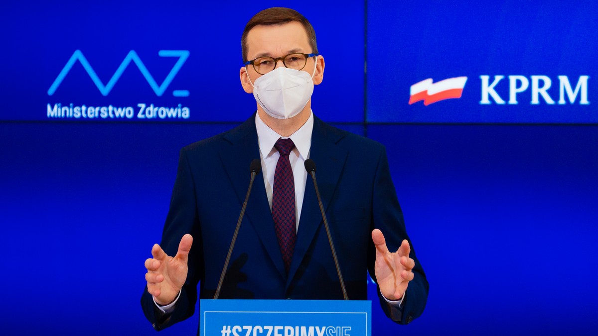 "Szczepimy się". Morawiecki i sportowcy apelują