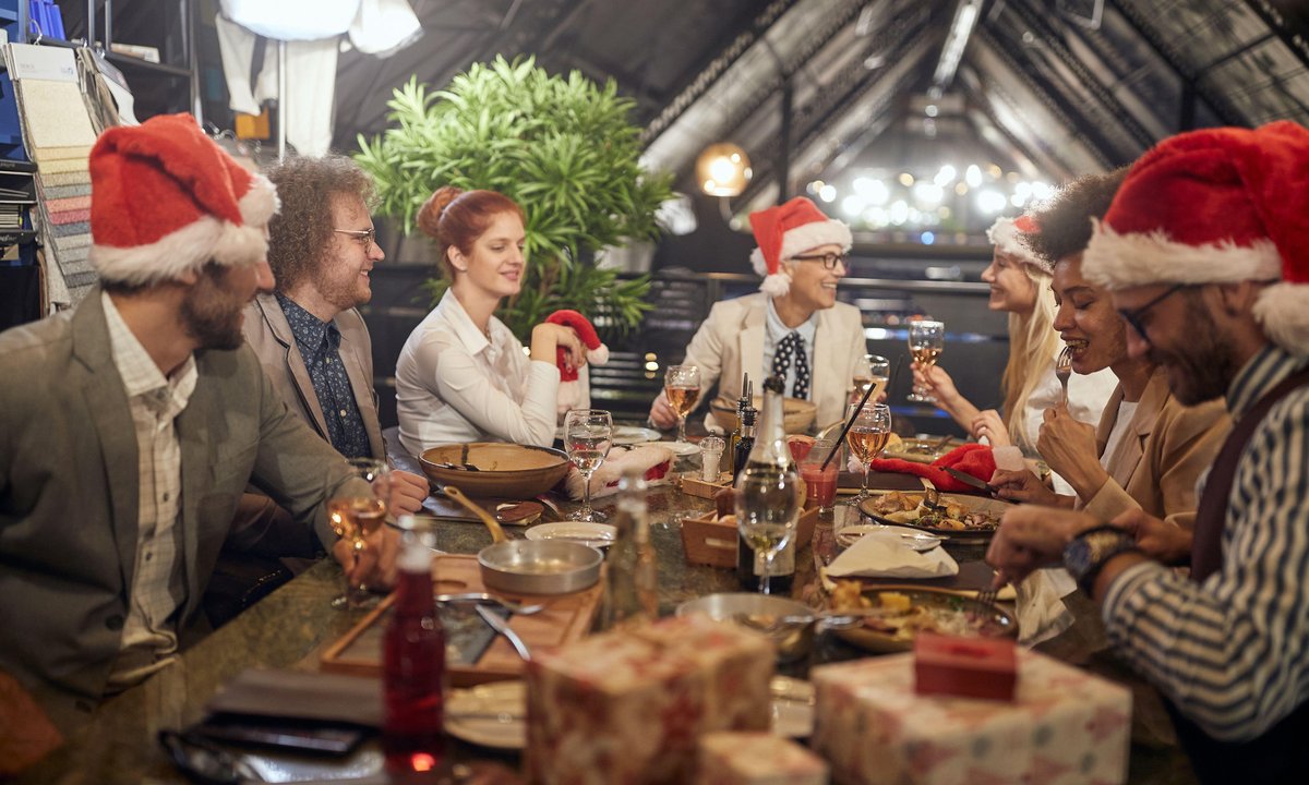 Jak długo trzeba zostać na wigilii firmowej? "To optimum"