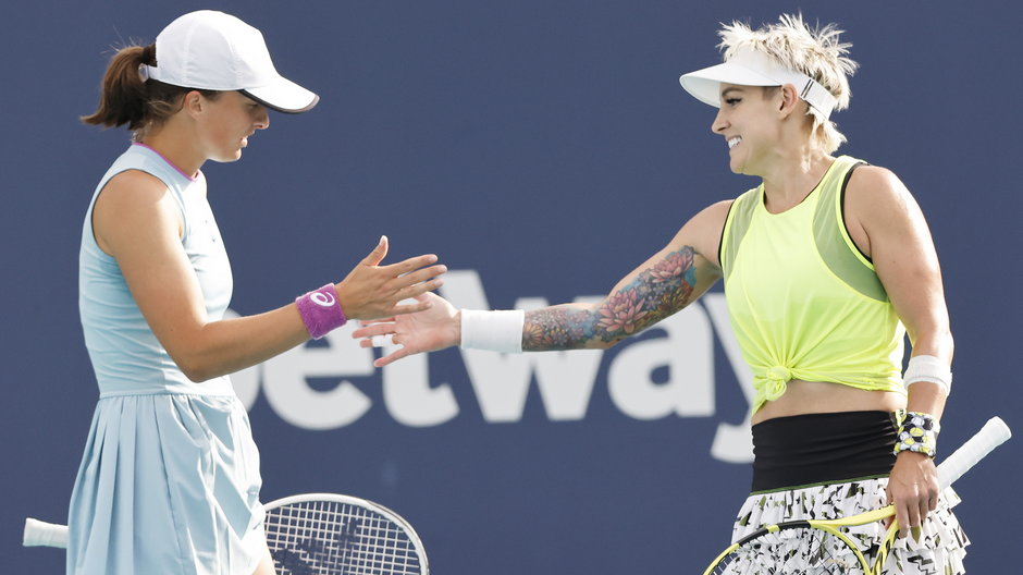 Iga Świątek i Bethanie Mattek-Sands