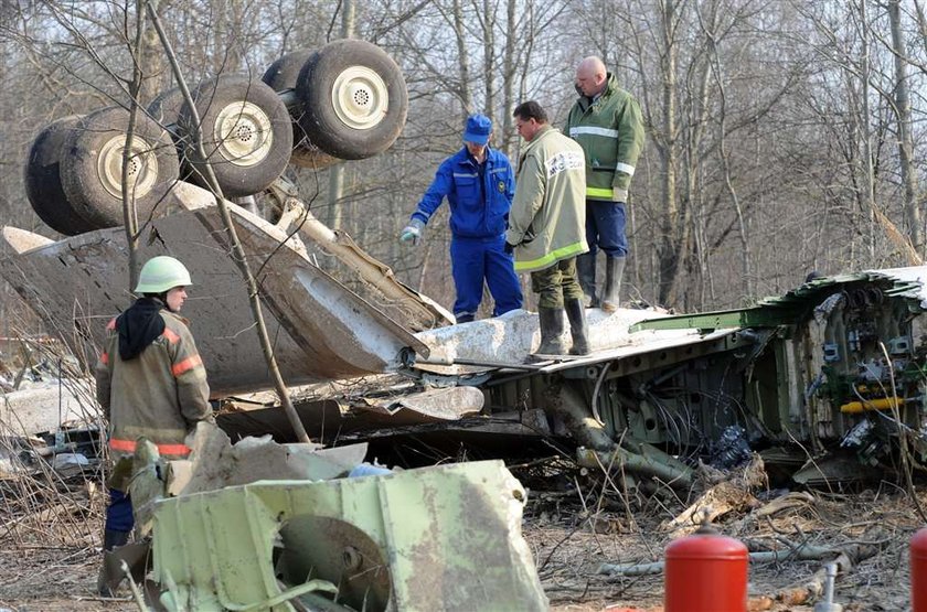 Wiele ciał zostało przeciętych na pół