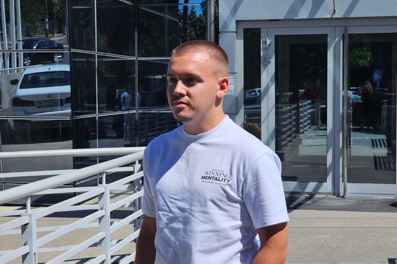 OTAC DAČE IZ "ELITE" BESAN KAO RIS Zapretio Luki Vujoviću: "Obećao sam šta ga čeka kad izađe, neću da se tužakam po sudovima"