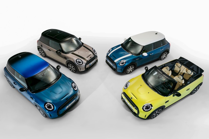 MINI s’est offert un relooking pour la MINI 3 door et 5 door ainsi que pour la MINI Cabrio.