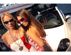 Oto ile musi zarabiać Polak, żeby kupić sobie samochód