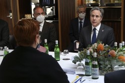 Rozmowa Blinkena z Ławrowem. Szef rosyjskiego MSZ domaga się gwarancji