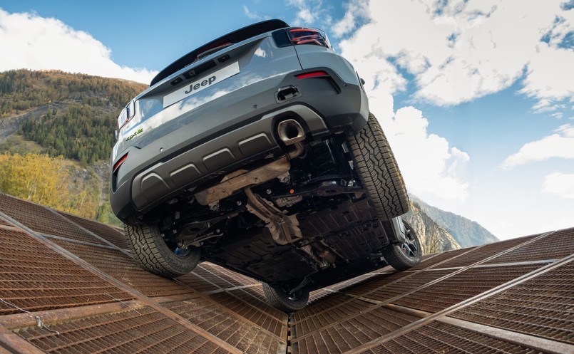 Nowy Jeep Avenger 4xe The North Face Edition