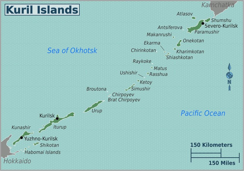 Mapa przedstawiająca Wyspy Kurylskie znajdujące się między Japonią a Rosją