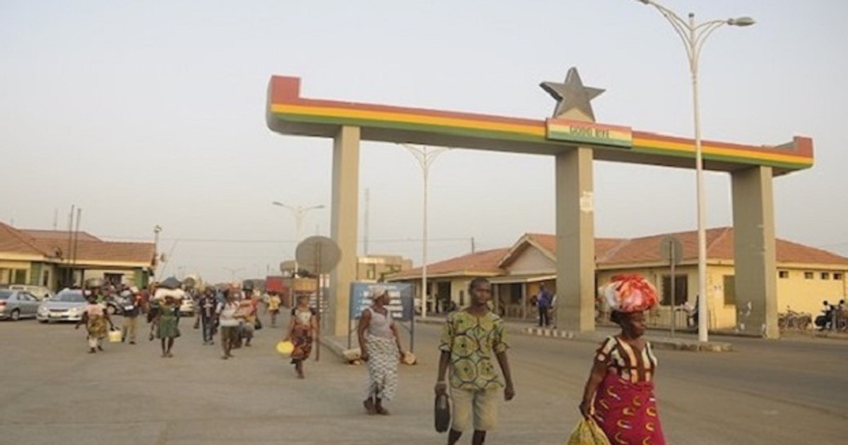 Coronavirus Students stranded at TogoAflao border Pulse Ghana