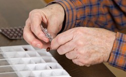 Minister Radziwiłł: Nigdy nie zgodzimy się na ujednolicenie cen leków w UE