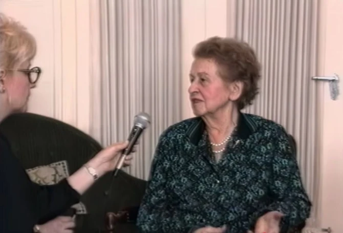 Mira Adanja Polak i Olga Horstig Primuž 1995. godine