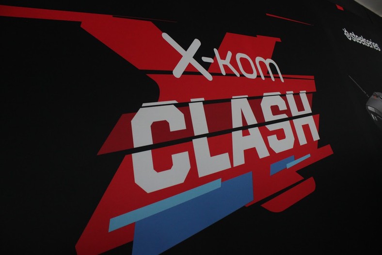 X-KOM Clash