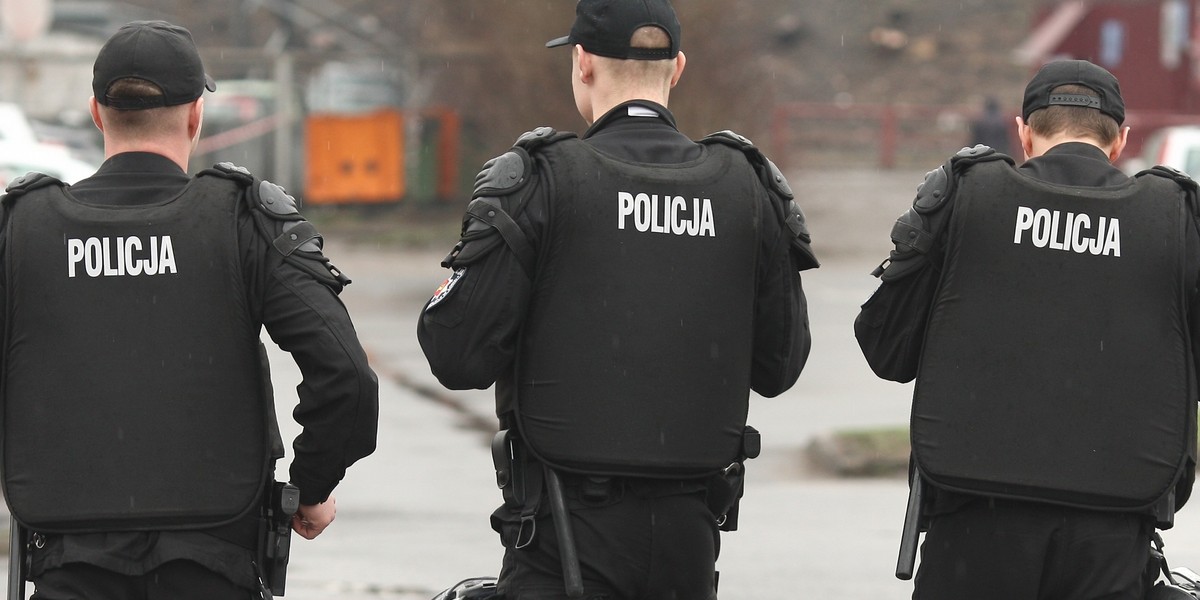 policja kibice