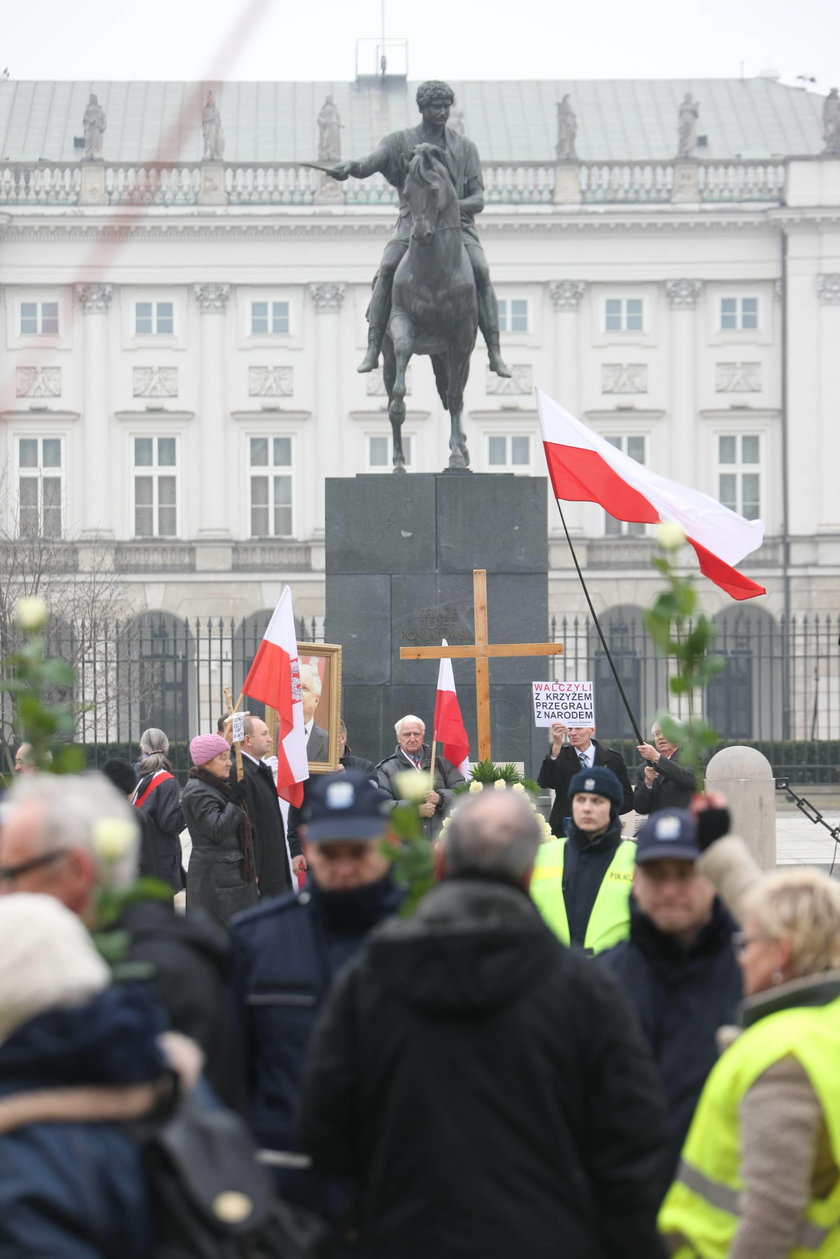 83 miesięcznica katastrofy smoleńskiej