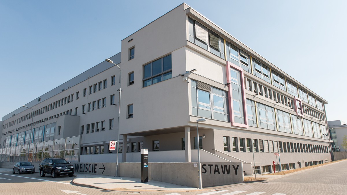 WROCŁAW SZPITAL SPECJALISTYCZNY NOWA SIEDZIBA (budynek)