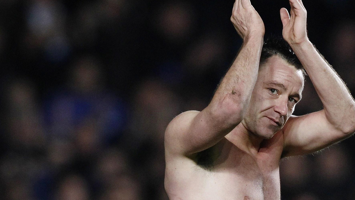 John Terry może odetchnąć z ulgą - przez najbliższe miesiące może w spokoju grać w piłkę i przygotowywać się do Euro 2012. Proces obrońcy Chelsea Londyn oskarżonego o rasizm został odroczony o prawie pół roku!