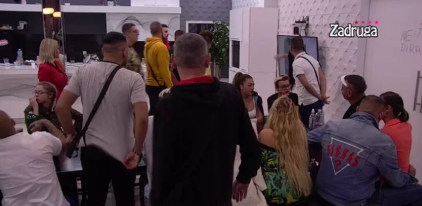 Miljana i Marija Kulić, Milan Milošević