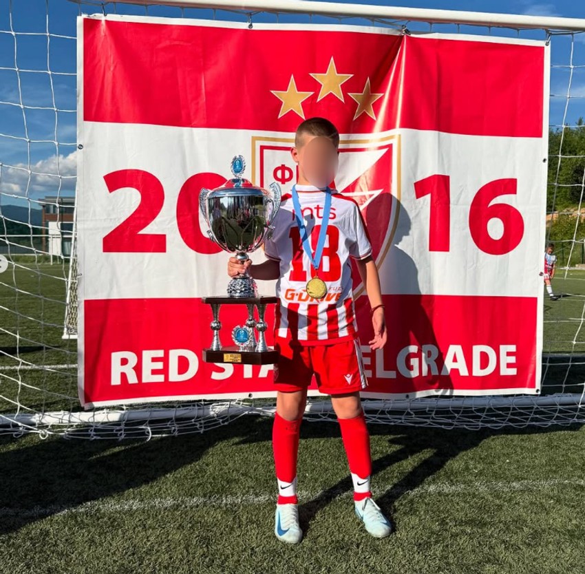 Milan i Snežana Borjan sa sinom