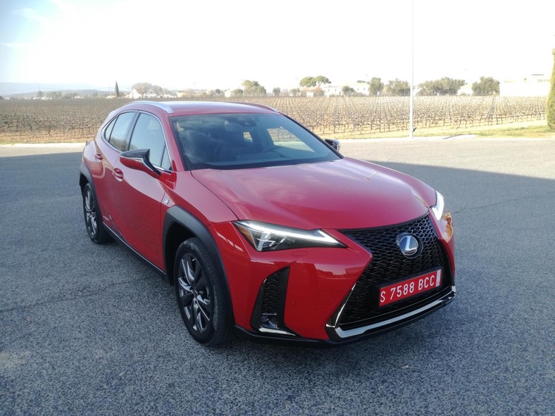 Lexus UX