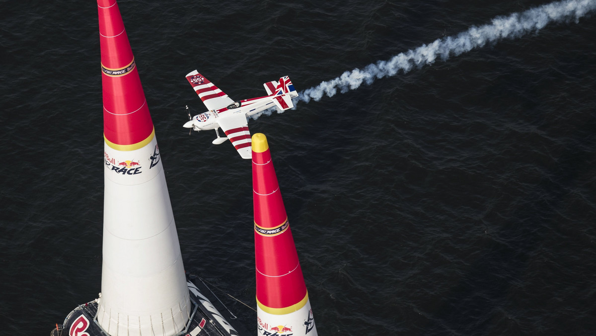 W dniach 4-5 lipca Mistrzostwa Świata Red Bull Air Race ponownie zawitają do stolicy Węgier, gdzie na jednym z najsłynniejszych powietrznych torów nad wodami Dunaju rozegra się kolejna odsłona walki o tytuł mistrza.