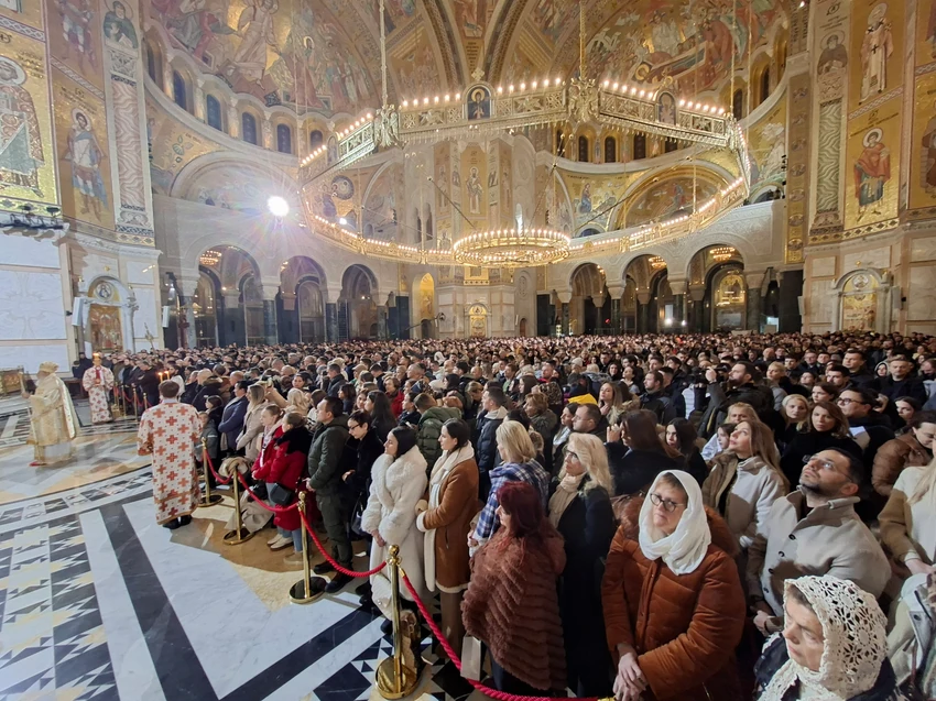 Pored SPC, Božić danas proslavljaju Ruska, Jerusalimska, Gruzijska, Makedonska pravoslavna crkva i manastiri na Svetoj Gori