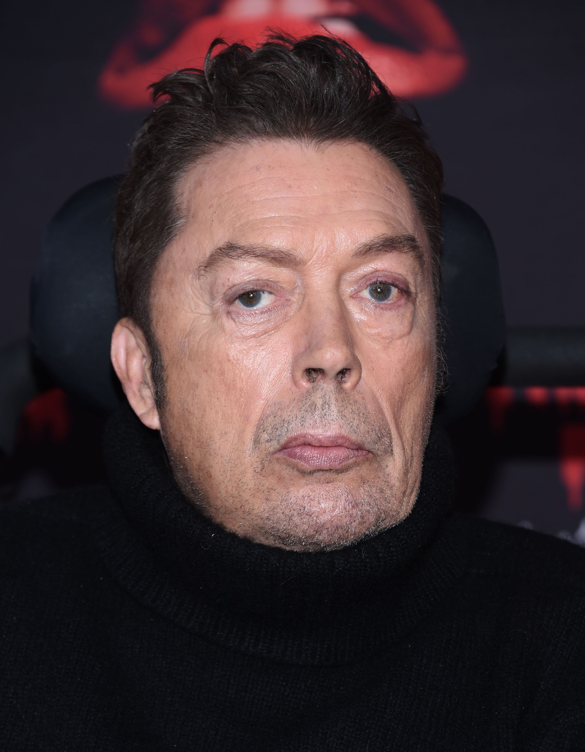 Herec Tim Curry v roku 2016.