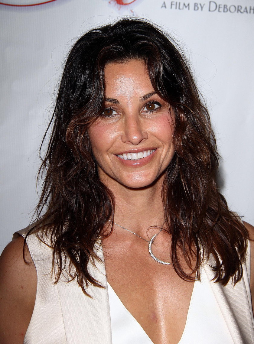 Gina Gershon