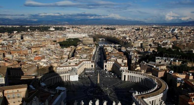 Vatican leaks trial postponed after defendant changes lawyer