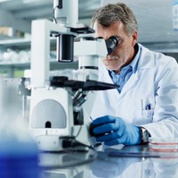Új magyar antibiotikum - ez lehet a megoldás az antibiotikum- rezisztens szuperbaktériumok ellen