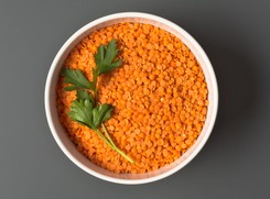 Wzbogać dietę o soczewicę. Warto! Przynajmniej z 7 powodów