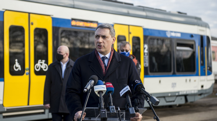 Lázár János, a Hódmezővásárhely-Szeged tram-train mintaprojektért felelős kormánybiztos, a Fidesz országgyűlési képviselője / Fotó: MTI/Ujvári Sándor