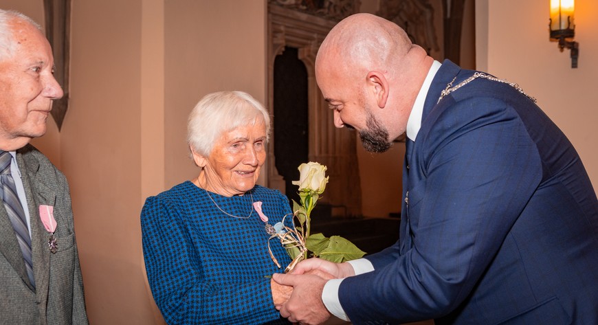Medale wręcza prezydent Wrocławia