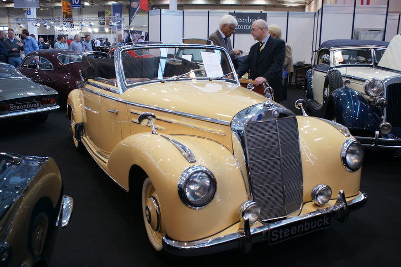 Zabytkowe Mercedesy i Porsche coraz droższe