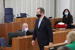 Szczerski bije w Senat: Staje się izbą ślepego, nieskutecznego oporu