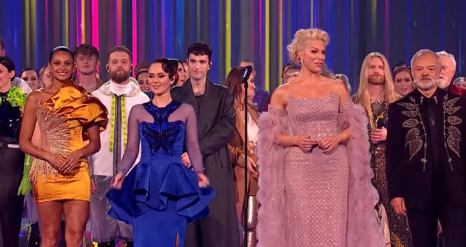 Voditelji i takmičari u finalu