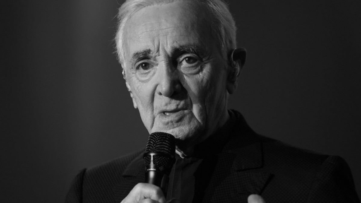Charles Aznavour nie żyje. "Zmarła legenda francuskiej muzyki"