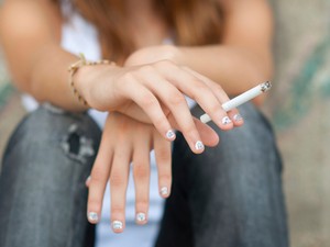 Kikre és hogyan hat károsan a dohányzás?