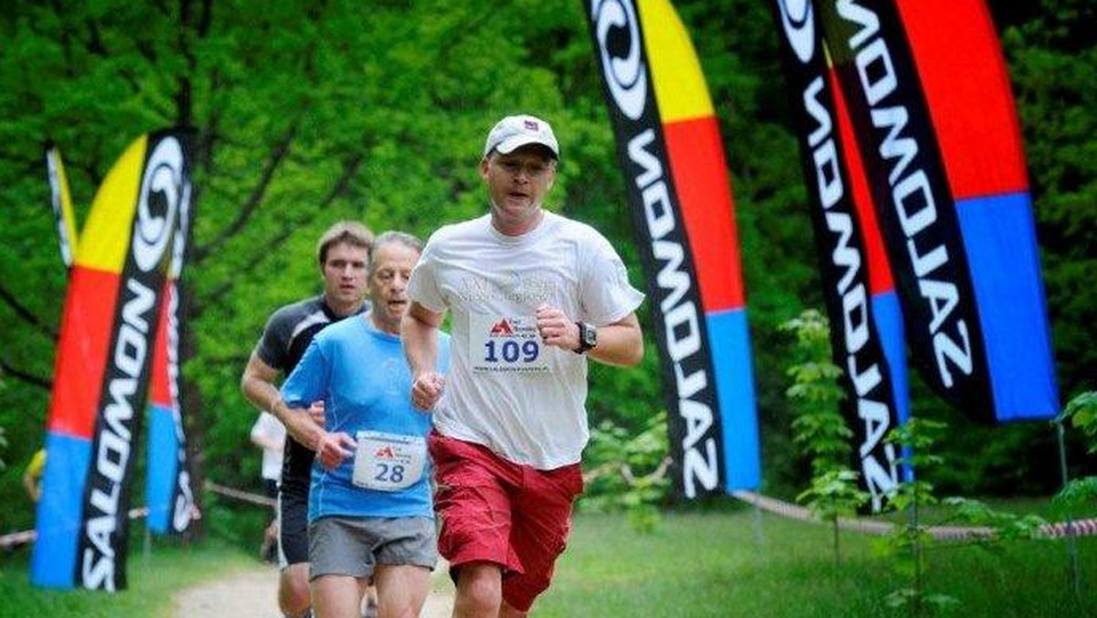 Ponad 150 biegaczy zainaugurowało w Warszawie tegoroczny cykl biegów Salomon Trail Running. Otwarcie sezonu pod nazwą Warsaw Trail Running odbyło się na terenie Parku Kultury w Powsinie, gdzie rywalizacja toczyła na malowniczej i zróżnicowanej trasie o długości 10 km prowadzącej w większości leśnymi duktami ze startem i metą w okolicach słynnego ponad 250-letniego dębu Hetman.