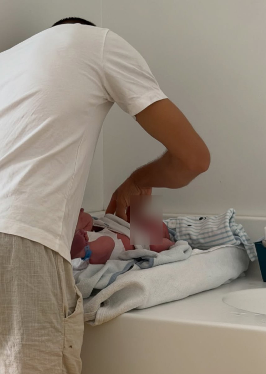 Anđela podelila slike iz porodilišta