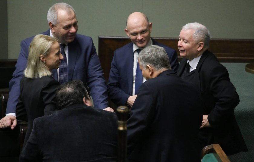 Postawili rząd pod ścianą. Jest ostateczny termin