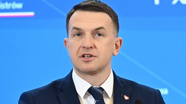 rozłam w polsce 2050. klub centrum rejestruje stowarzyszenie. czy będzie nowa umowa koalicyjna?