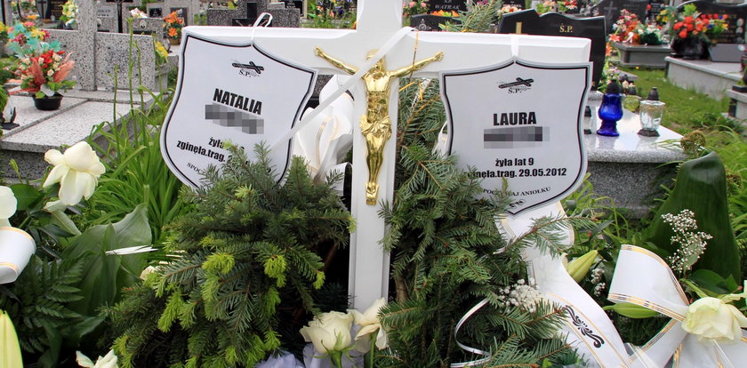 Oto grób Laury i Natalii. Obok grobu "tatusia"