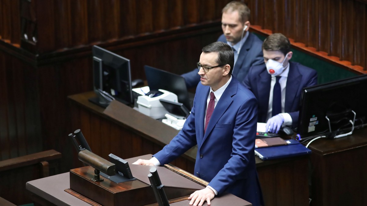 Koronawirus w Polsce. Morawiecki: największe wyzwanie ostatnich dziesięcioleci