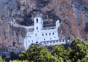 Manastir Ostrog