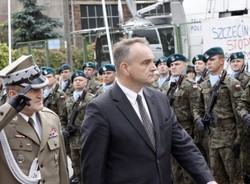 Pawlak kaja się przed stoczniowcami: Wyrzut sumienia dla władz