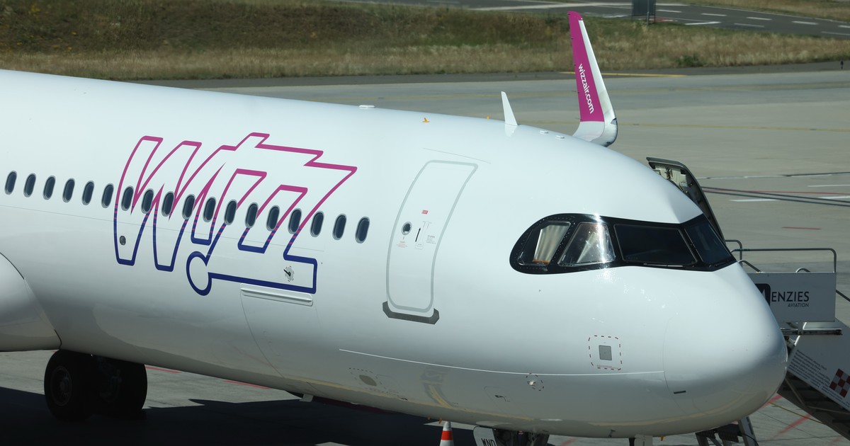 Kétszer is belecsapott a villám a Wizz Air egyik gépébe, végül vissza kellett fordulnia