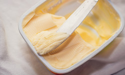 Czy masło roślinne jest zdrowe? Dietetyczka mówi, na co zwrócić uwagę